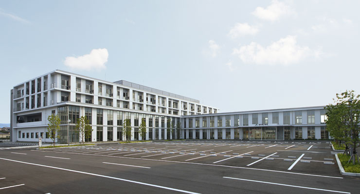 滝宮総合病院外観写真